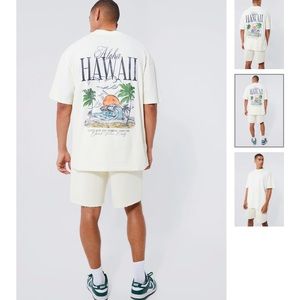 Boohoo tee shirt.Fits oversized so i would recommend a true size medium or large